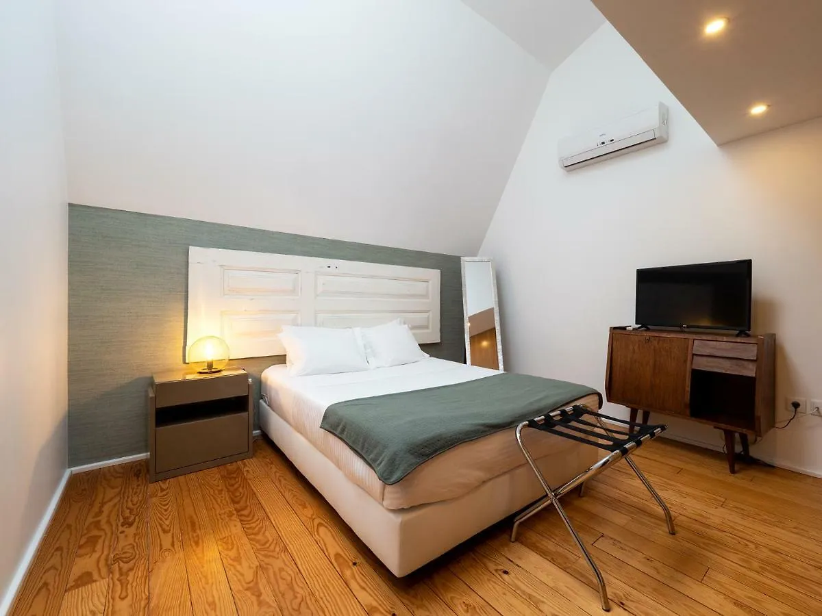 Apa M - Loft Guesthouse Jardim Das Maes Charming Viseu